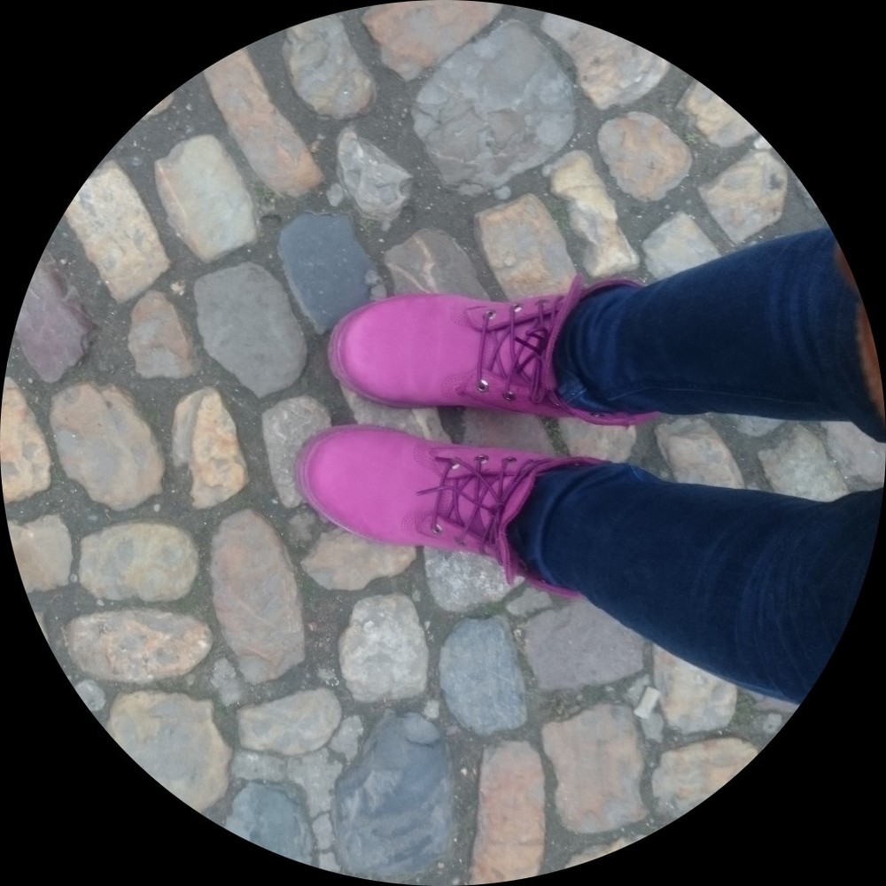 Meet your Posher, Julie